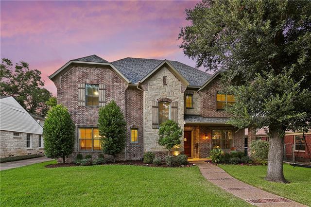 Front View of this 4-Bedroom,3872 Sq Ft Plan -195-1222