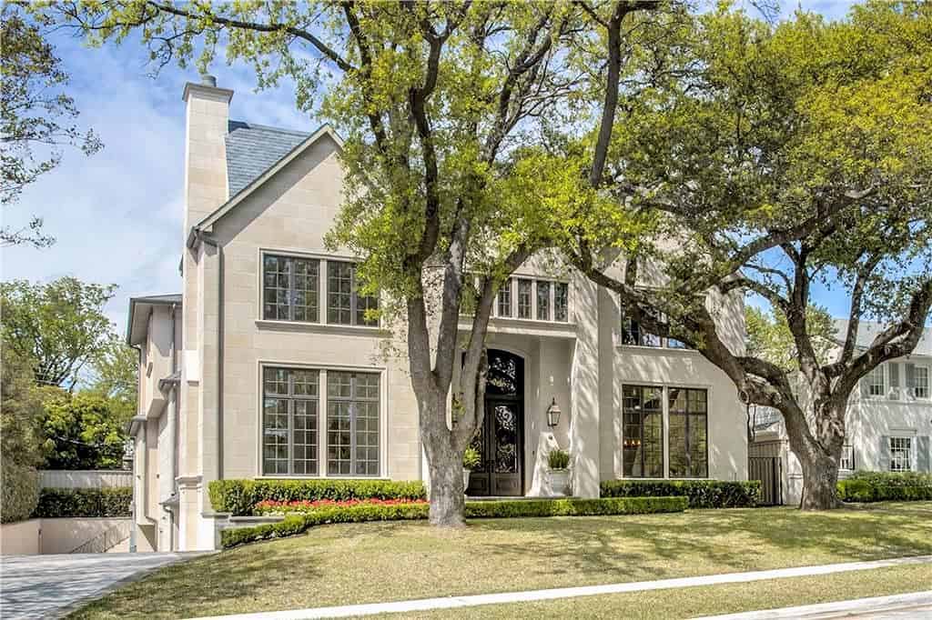 Front View of this 5-Bedroom,7918 Sq Ft Plan -7918