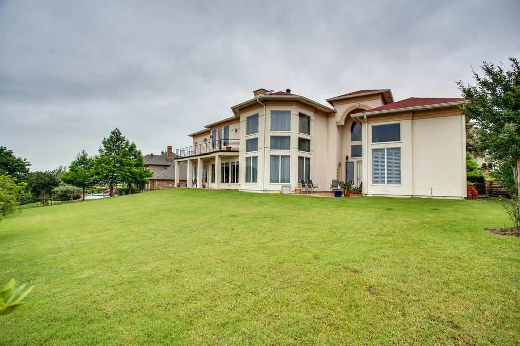 Rear View of this 3-Bedroom,3987 Sq Ft Plan -195-1250