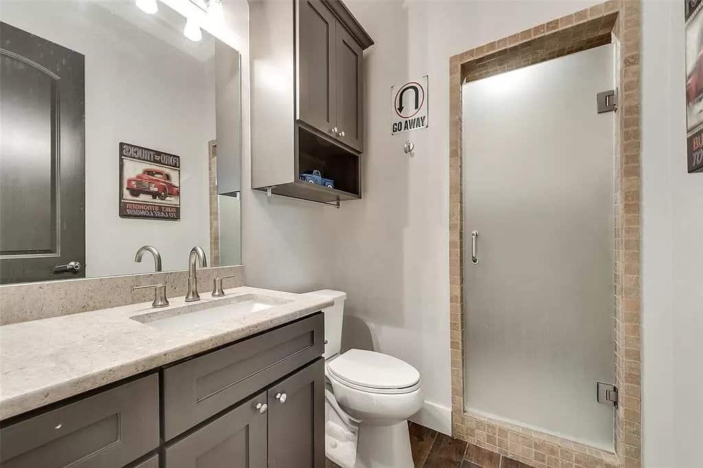 Bathroom of this 4-Bedroom,3065 Sq Ft Plan -195-1265