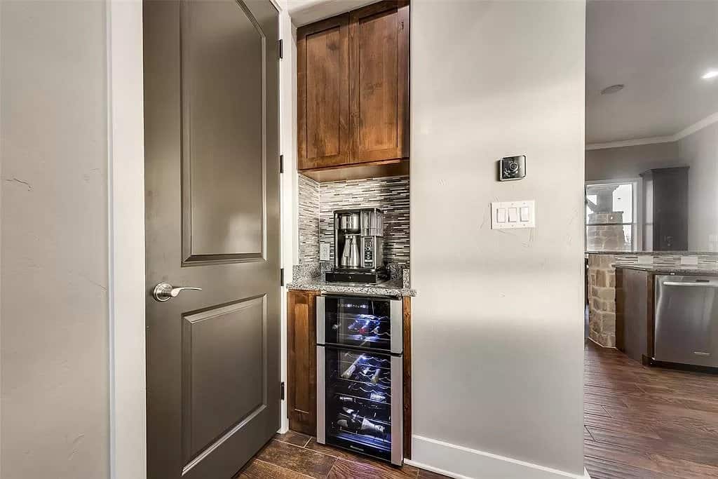 Kitchen of this 4-Bedroom,3065 Sq Ft Plan -195-1265