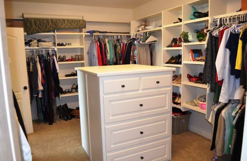 Master Bedroom: Closet of this 4-Bedroom,4314 Sq Ft Plan -195-1283