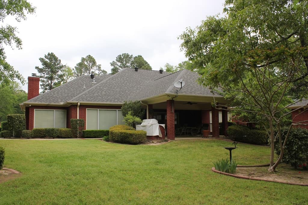 Rear View of this 3-Bedroom,3024 Sq Ft Plan -195-1285