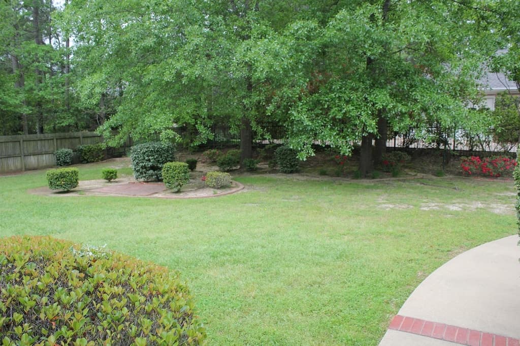 Landscaping: Garden of this 3-Bedroom,3024 Sq Ft Plan -195-1285