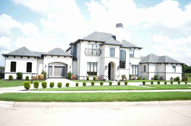 Front View of this 4-Bedroom,3937 Sq Ft Plan -195-1292