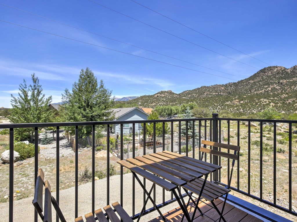 Balcony of this 2-Bedroom,820 Sq Ft Plan -820