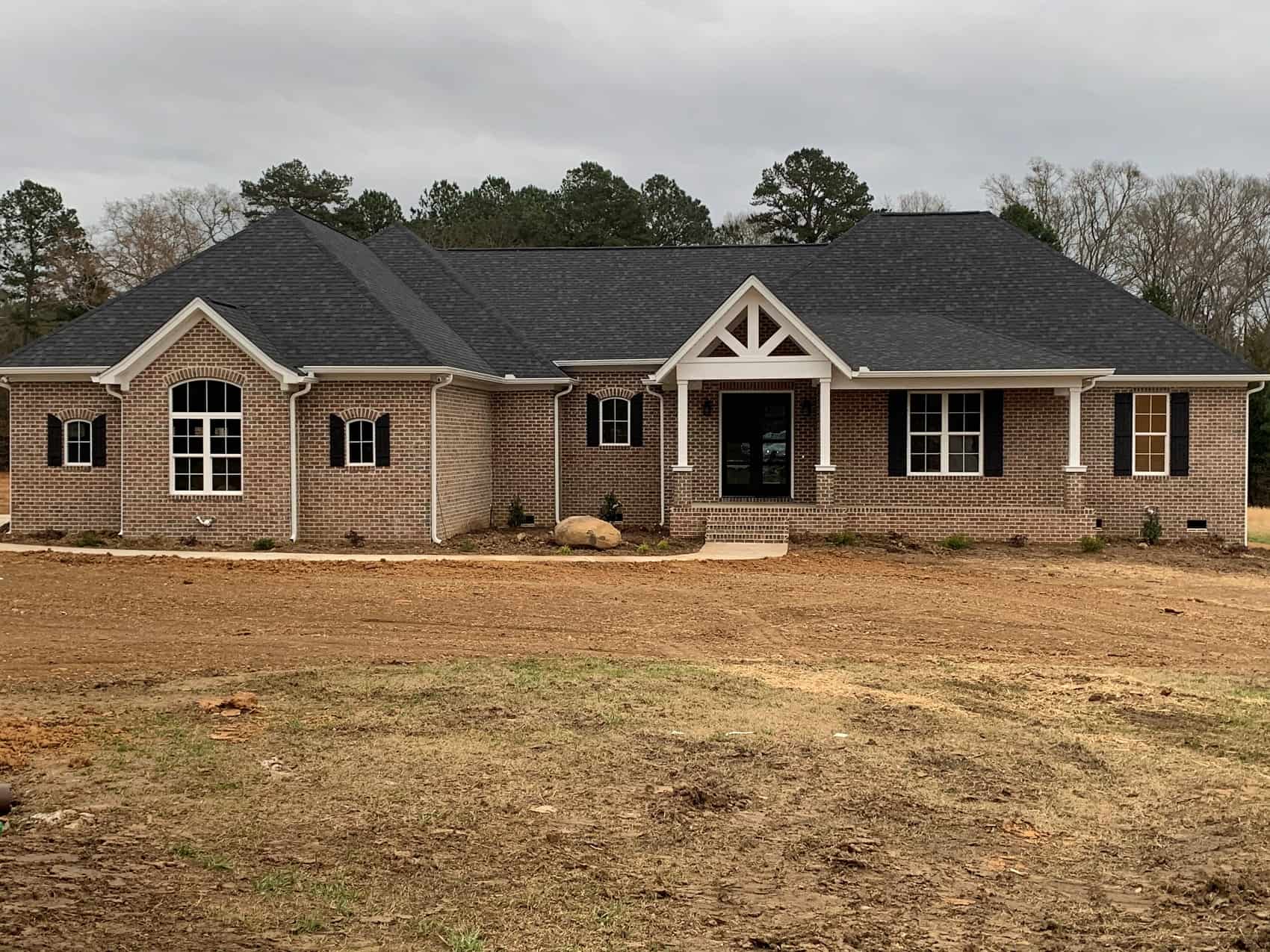 Front View of this 3-Bedroom,2816 Sq Ft Plan -196-1077