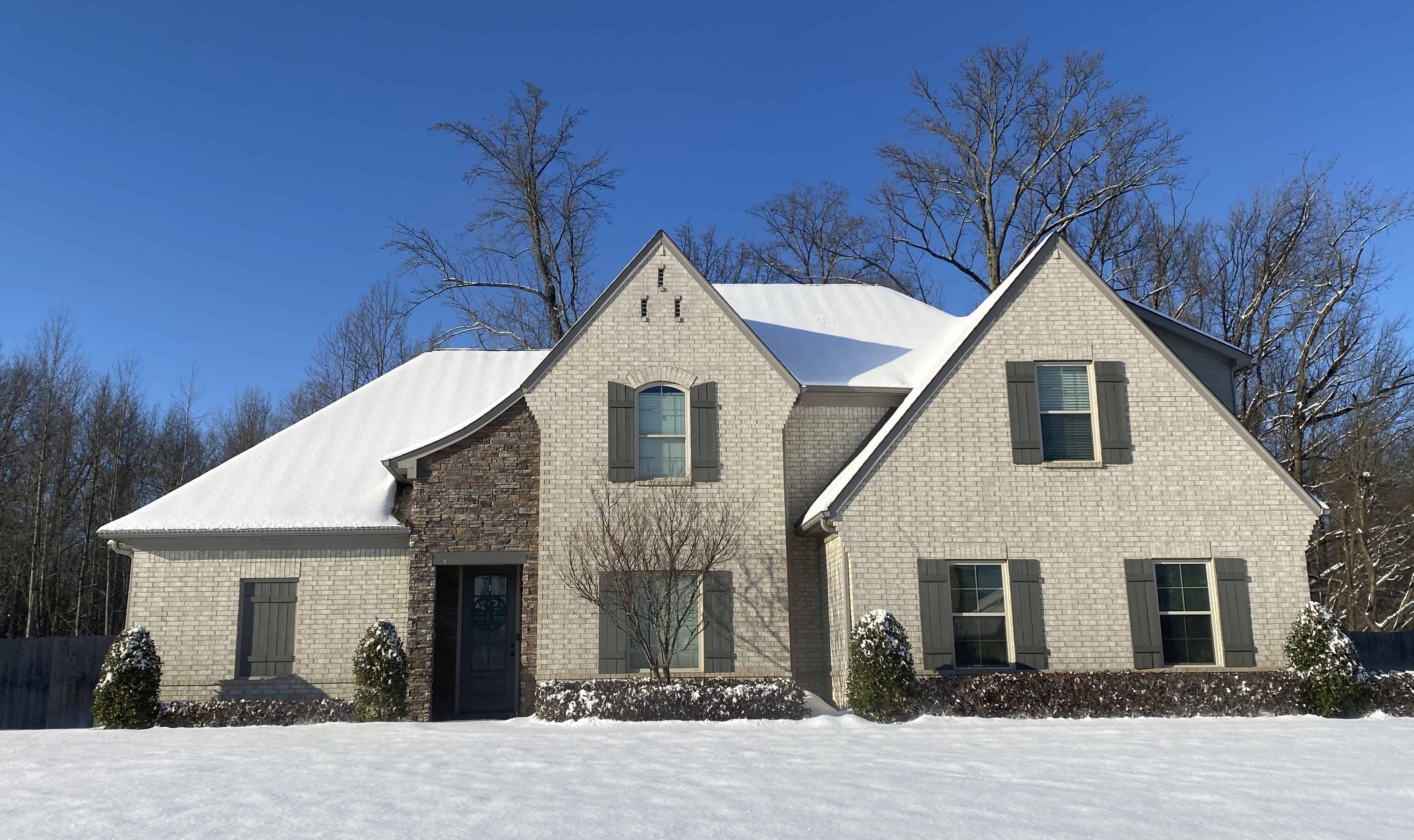 Rear View of this 4-Bedroom,3273 Sq Ft Plan -196-1141