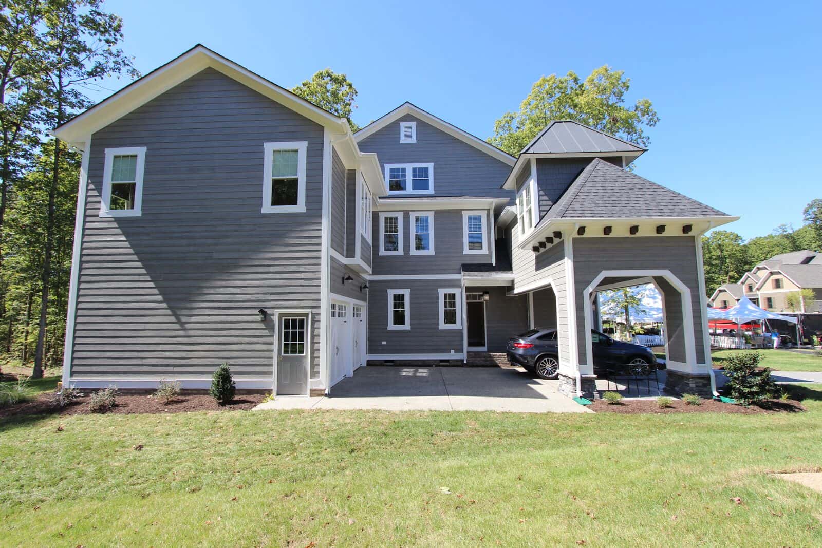Left Side View of this 5-Bedroom,3970 Sq Ft Plan -198-1060