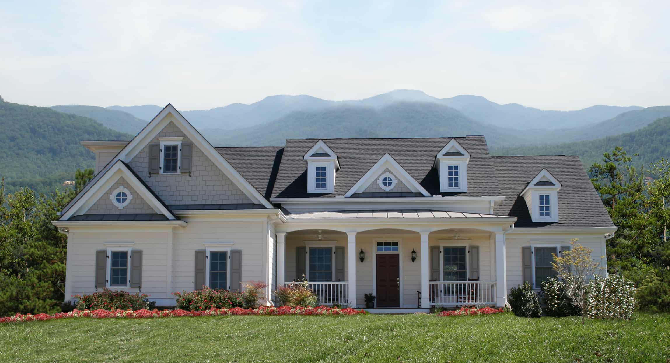 Front elevation of Ranch home (ThePlanCollection: House Plan #198-1109)