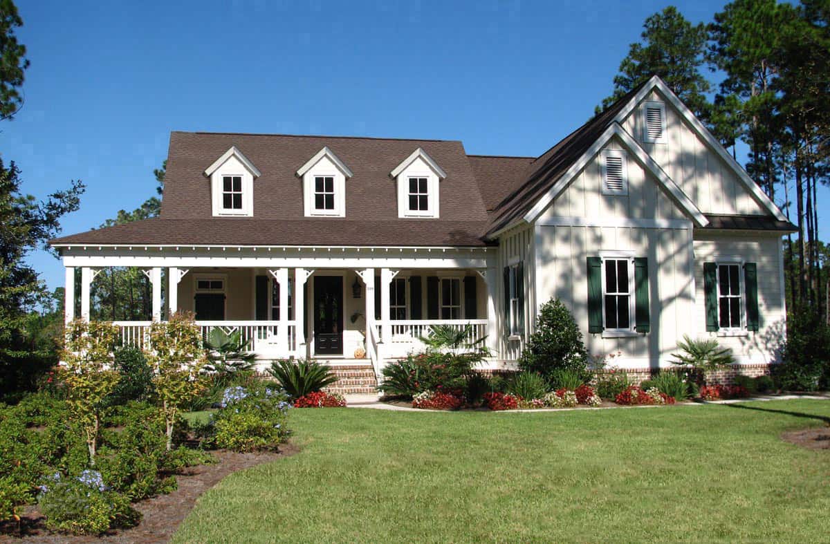 Ranch home (ThePlanCollection: House Plan #198-1110)