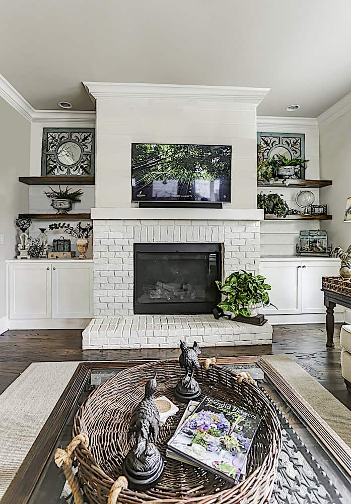 Living Room of this 3-Bedroom, 2407 Sq Ft Plan - 198-1124