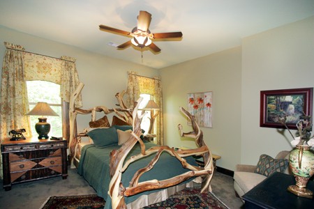 Bedroom of this 3-Bedroom, 3642 Sq Ft Plan - 198-1125