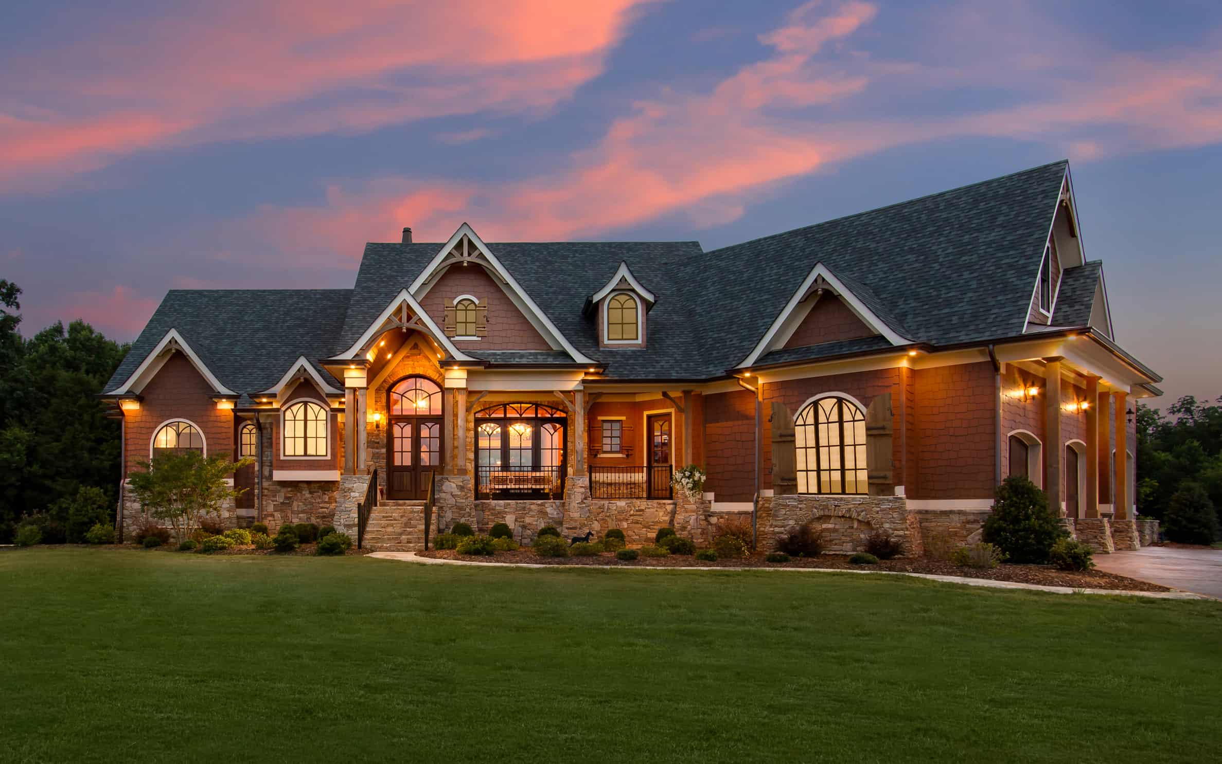 Home at Night of this 3-Bedroom,3572 Sq Ft Plan -198-1148