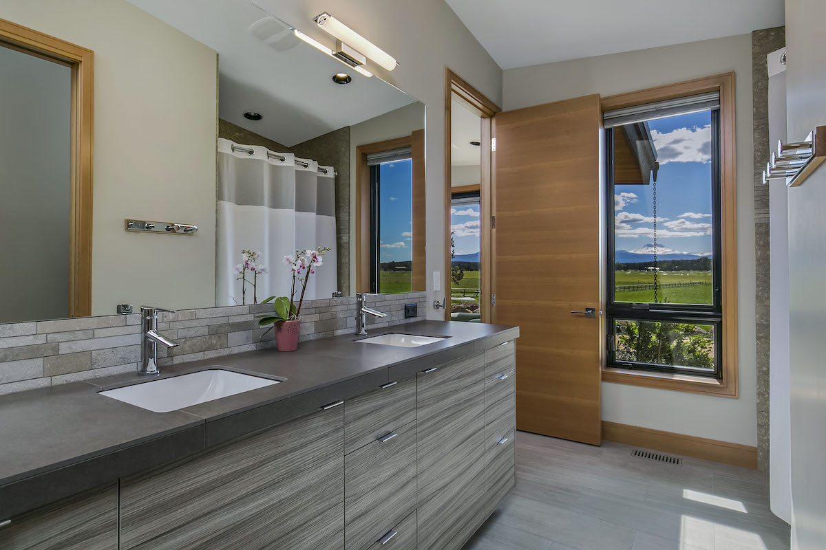 Bathroom of this 3-Bedroom,4036 Sq Ft Plan -4036