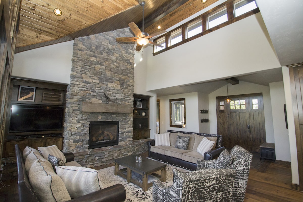 Living Room of this 3-Bedroom,2360 Sq Ft Plan -2360