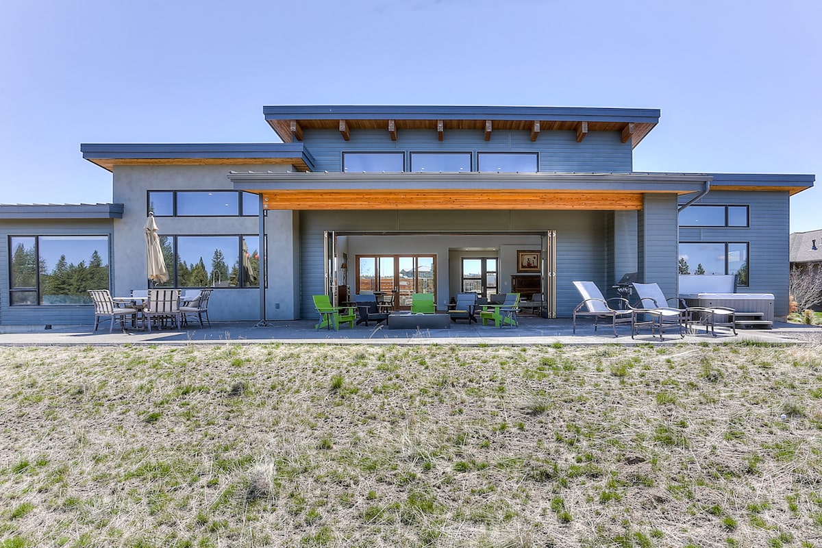 Rear View of this 3-Bedroom,3264 Sq Ft Plan -3264
