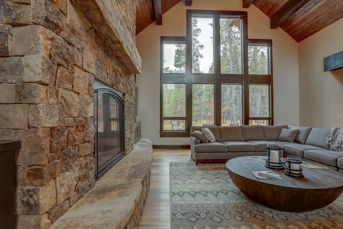 Great Room of this 5-Bedroom,4412 Sq Ft Plan -4412