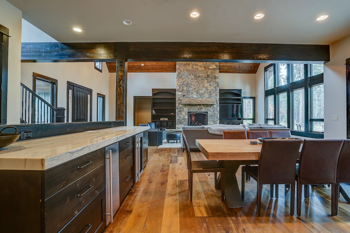 Great Room of this 5-Bedroom,4412 Sq Ft Plan -4412