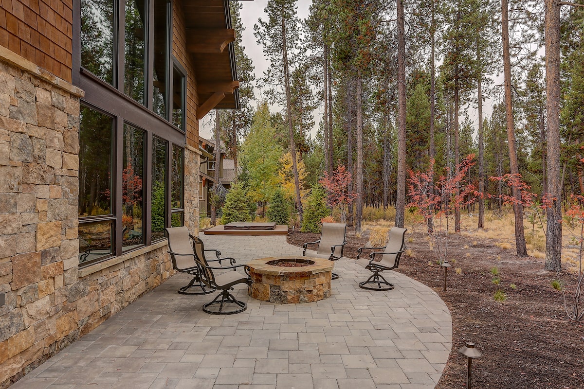 Patio of this 5-Bedroom,4412 Sq Ft Plan -4412