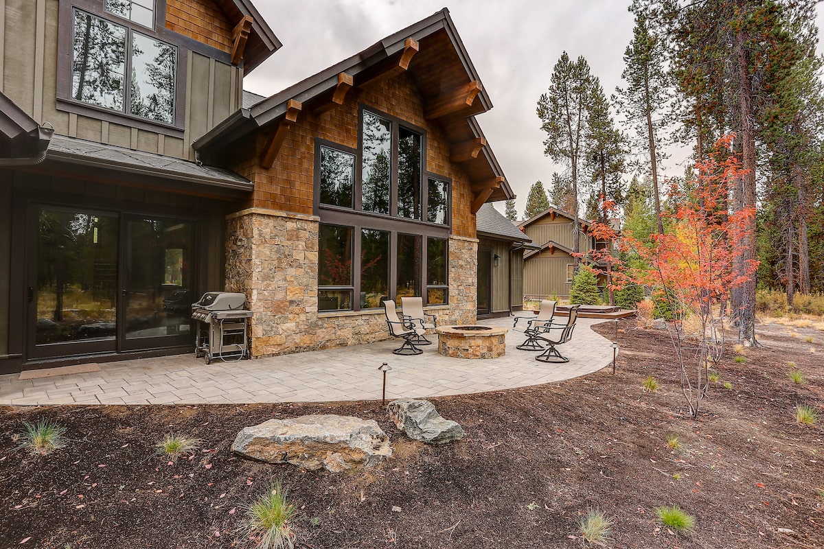 Patio of this 5-Bedroom,4412 Sq Ft Plan -4412