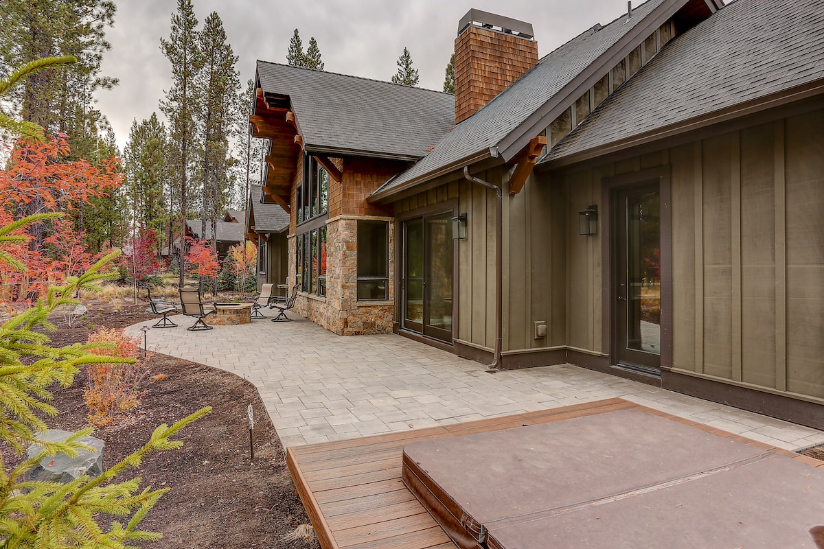 Rear View of this 5-Bedroom,4412 Sq Ft Plan -4412
