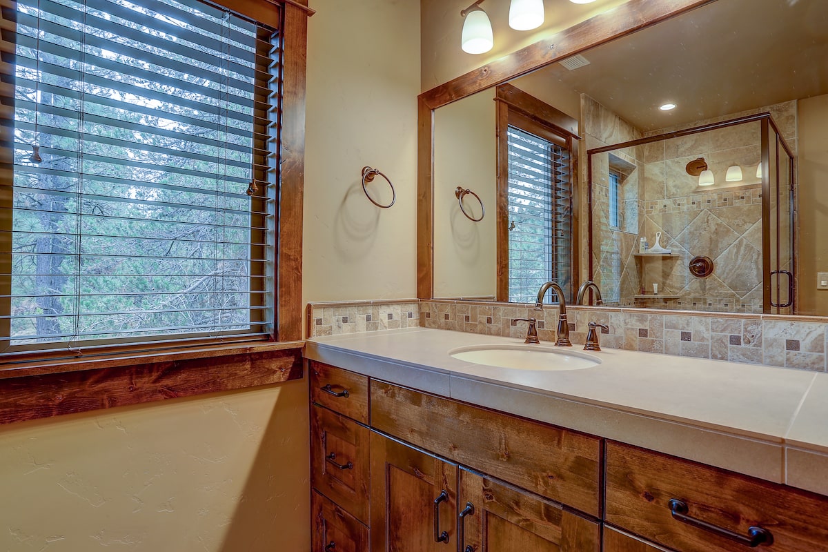 Master Bathroom of this 3-Bedroom,2554 Sq Ft Plan -2554