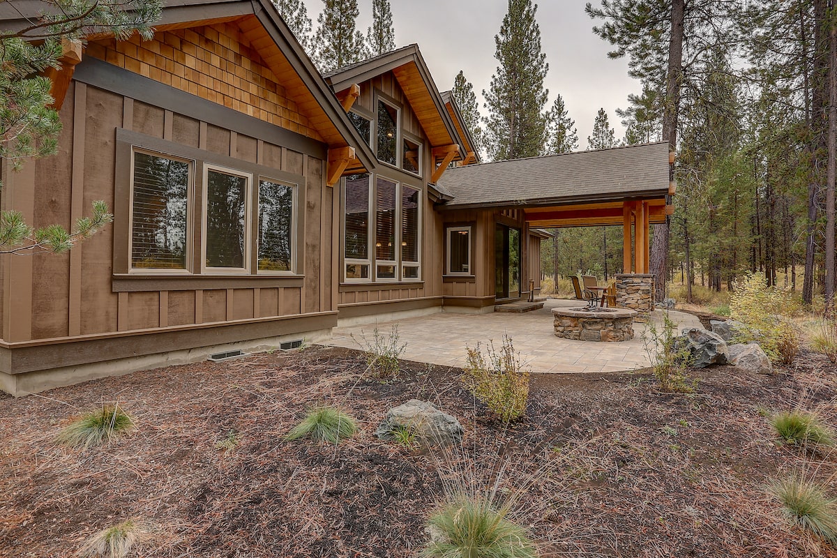 Patio of this 3-Bedroom,2554 Sq Ft Plan -2554