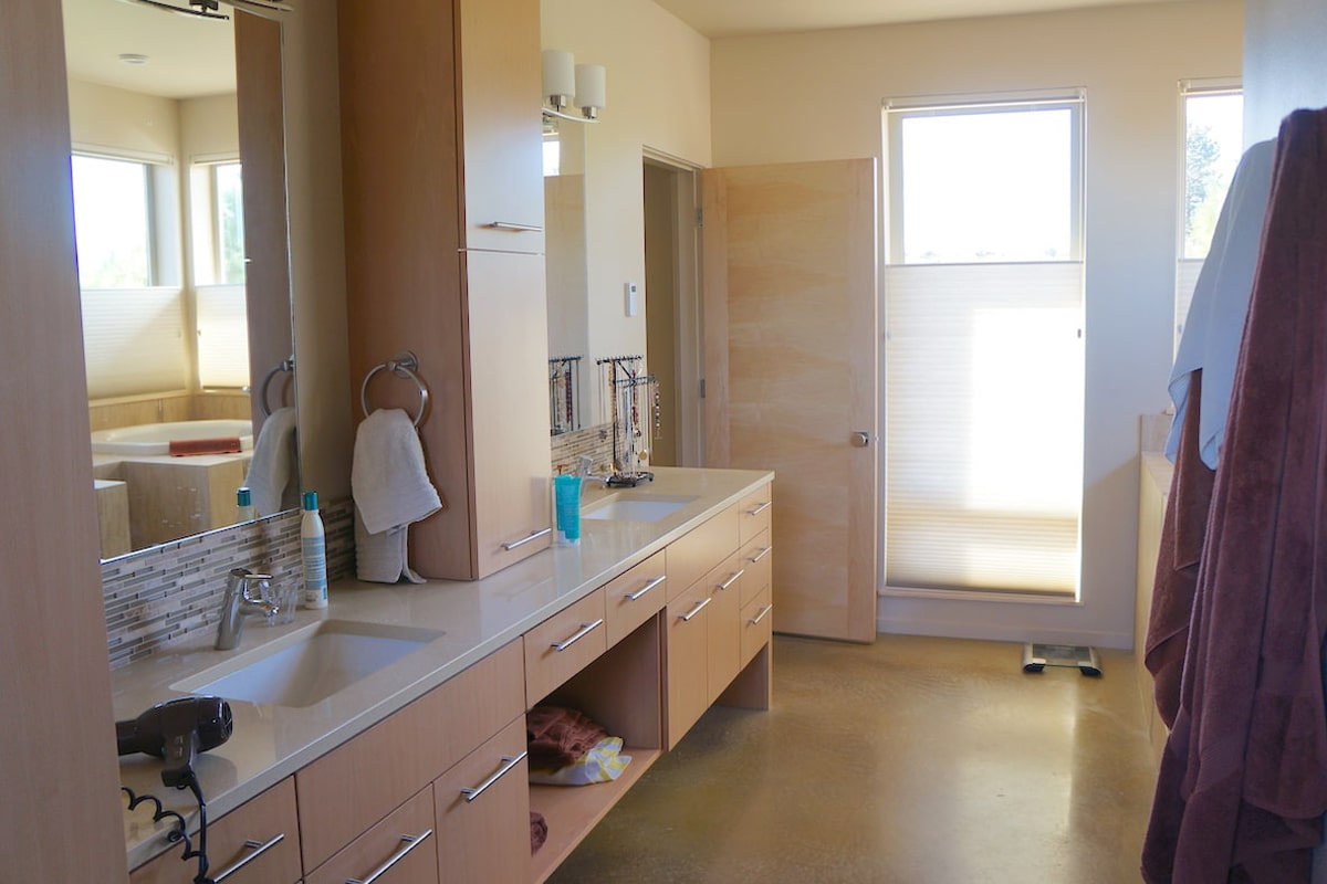 Master Bathroom of this 3-Bedroom,3247 Sq Ft Plan -3247