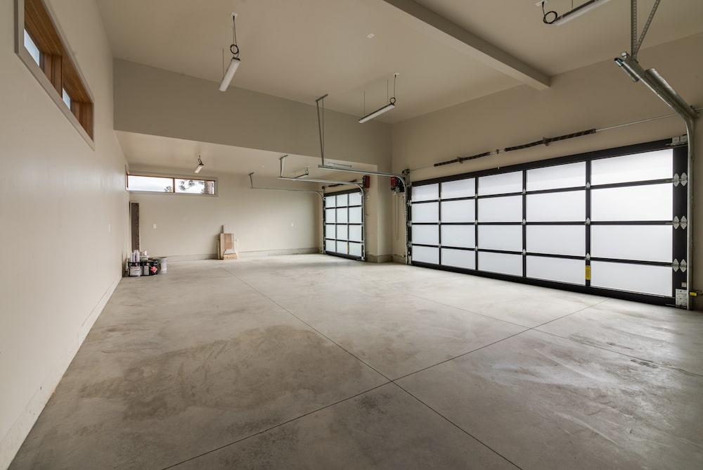 Garage of this 3-Bedroom,3345 Sq Ft Plan -3345