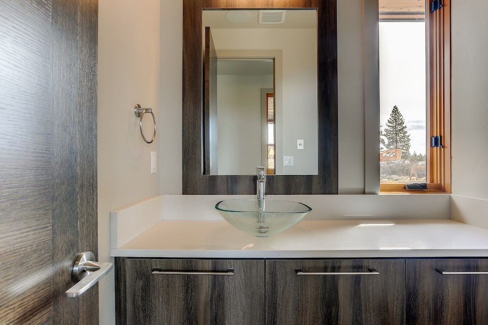 Powder Room of this 3-Bedroom,3586 Sq Ft Plan -3586