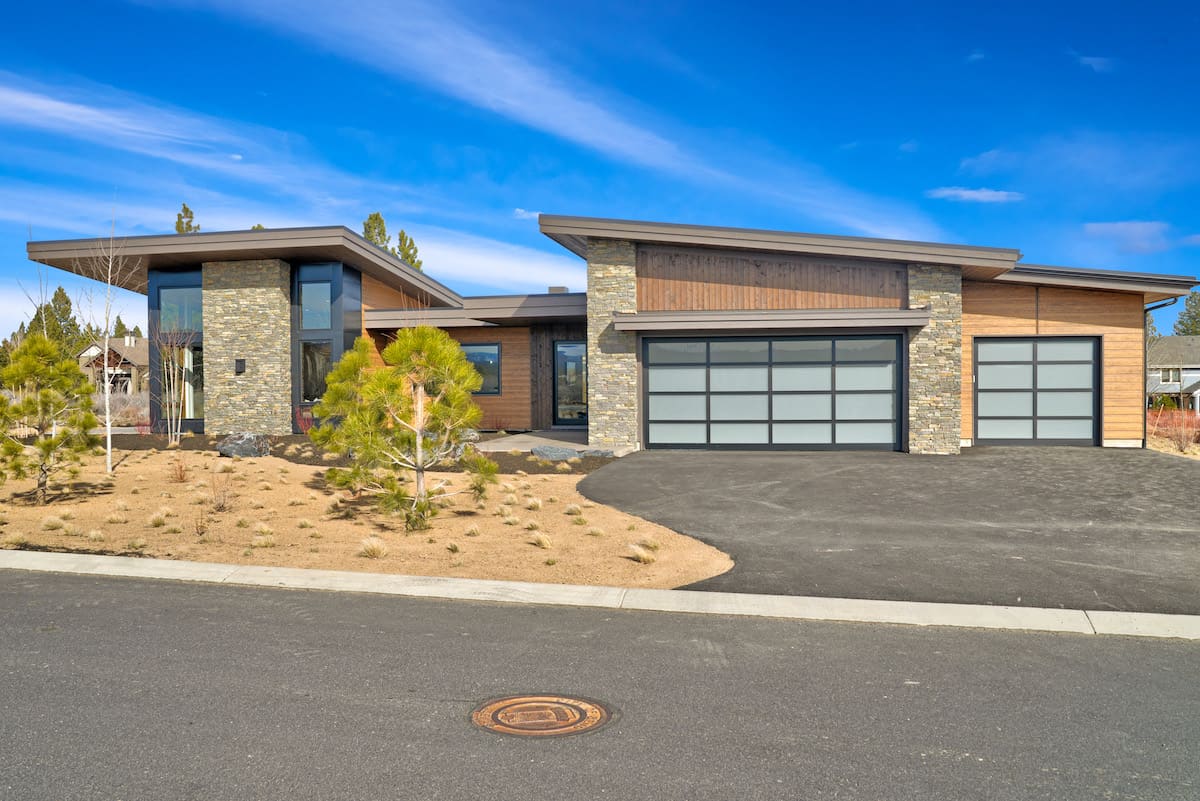 Garage of this 3-Bedroom,3338 Sq Ft Plan -202-1029