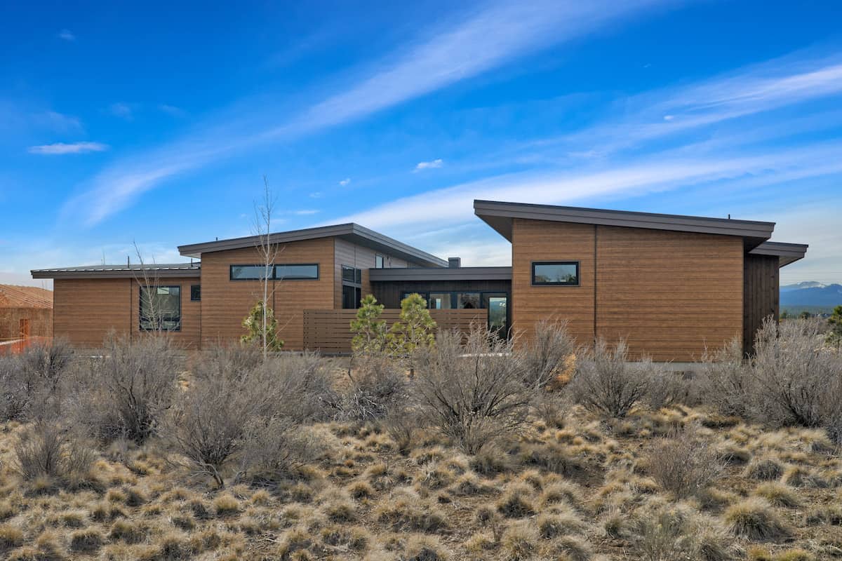 Rear View of this 3-Bedroom,3338 Sq Ft Plan -202-1029