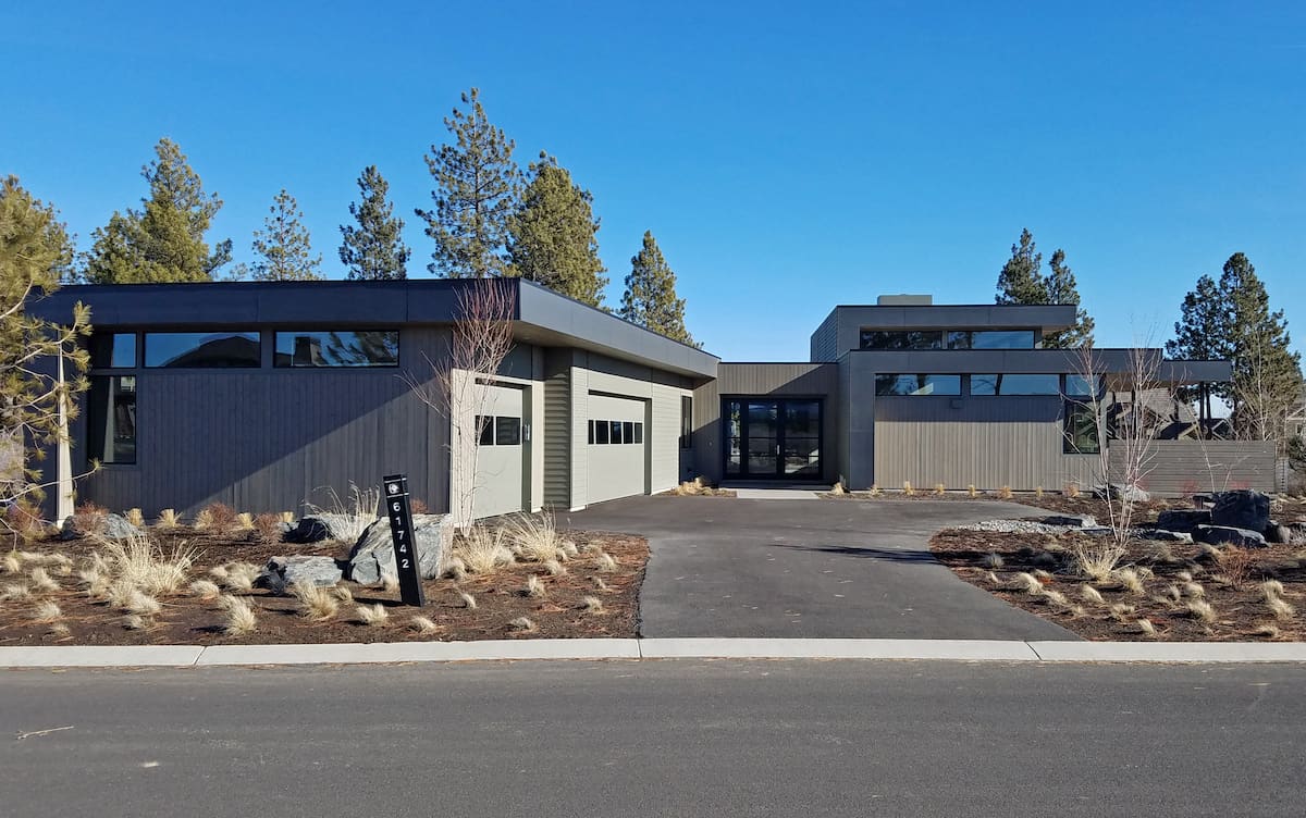 Front View of this 3-Bedroom,2818 Sq Ft Plan -202-1030