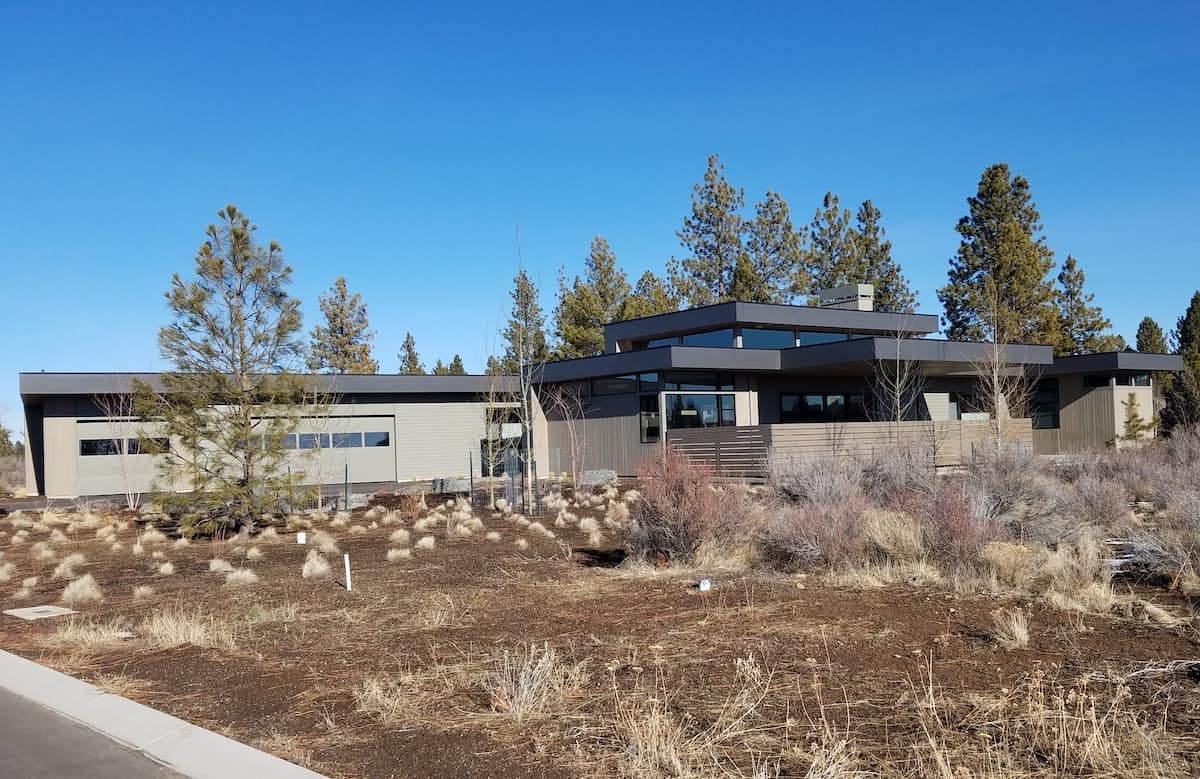 Right Side View of this 3-Bedroom,2818 Sq Ft Plan -202-1030