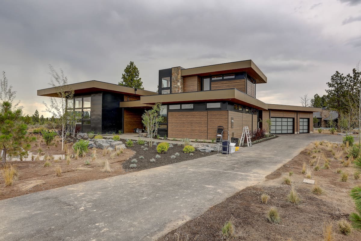 Right Side View of this 4-Bedroom,3837 Sq Ft Plan -202-1031