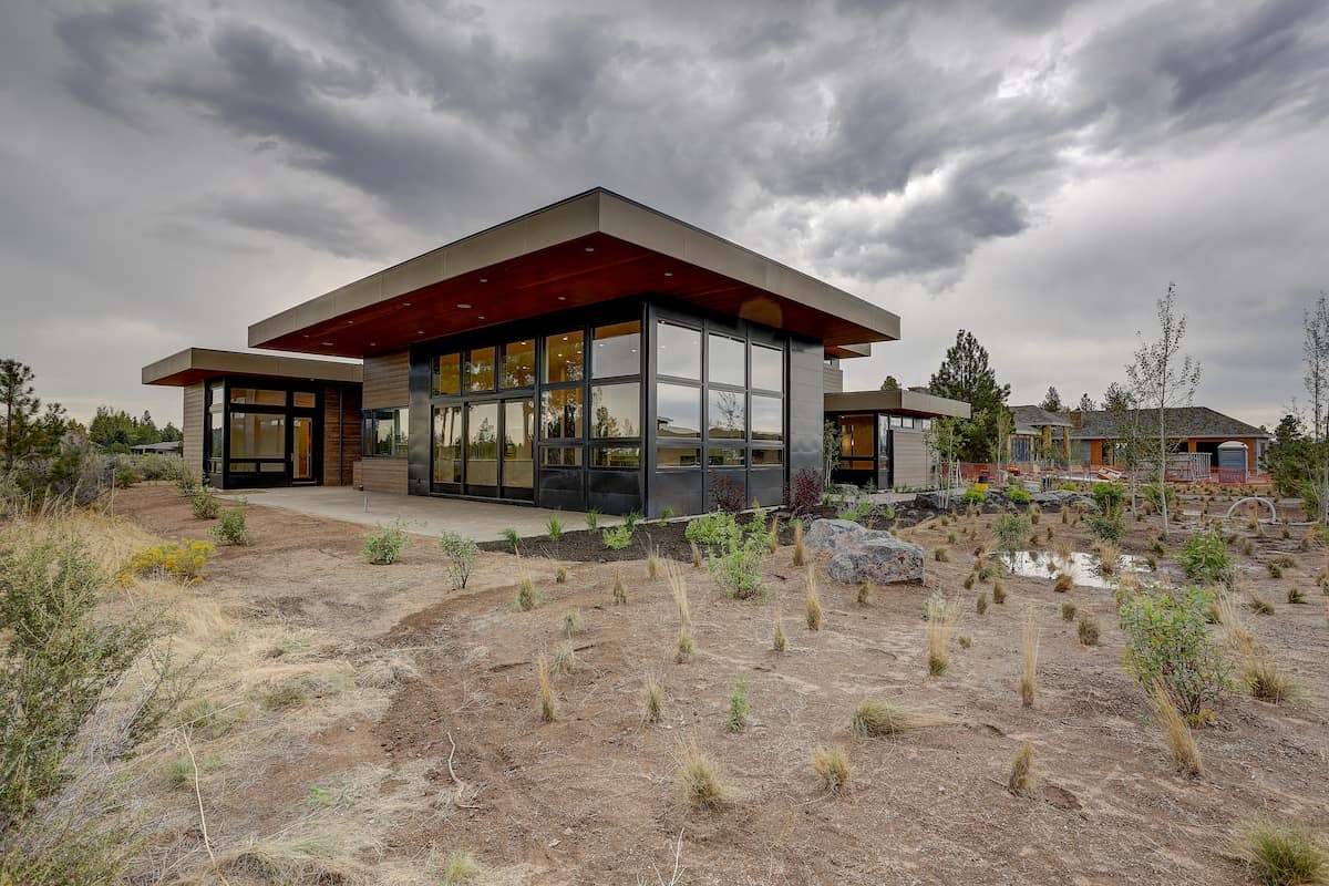 Left Side View of this 4-Bedroom,3837 Sq Ft Plan -202-1031
