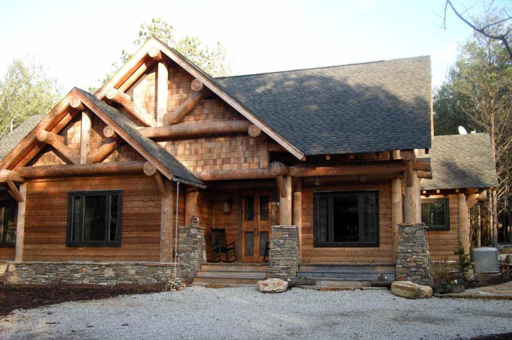 Rustic home (ThePlanCollection: Plan #205-1009)