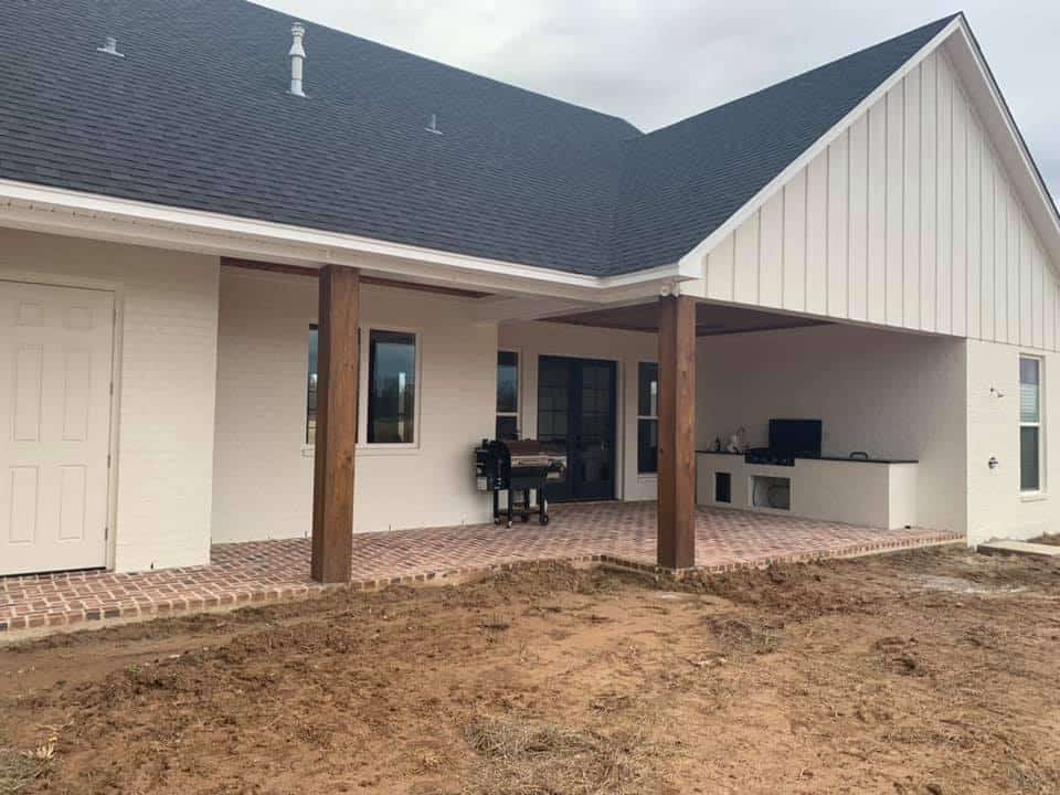 Patio of this 3-Bedroom,2535 Sq Ft Plan -206-1007