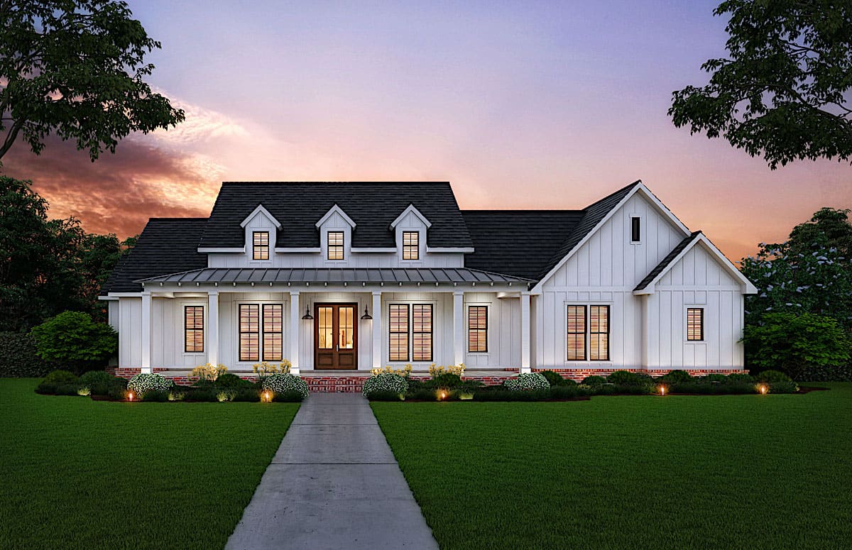 Modern Farmhouse home (ThePlanCollection: Plan #206-1007)
