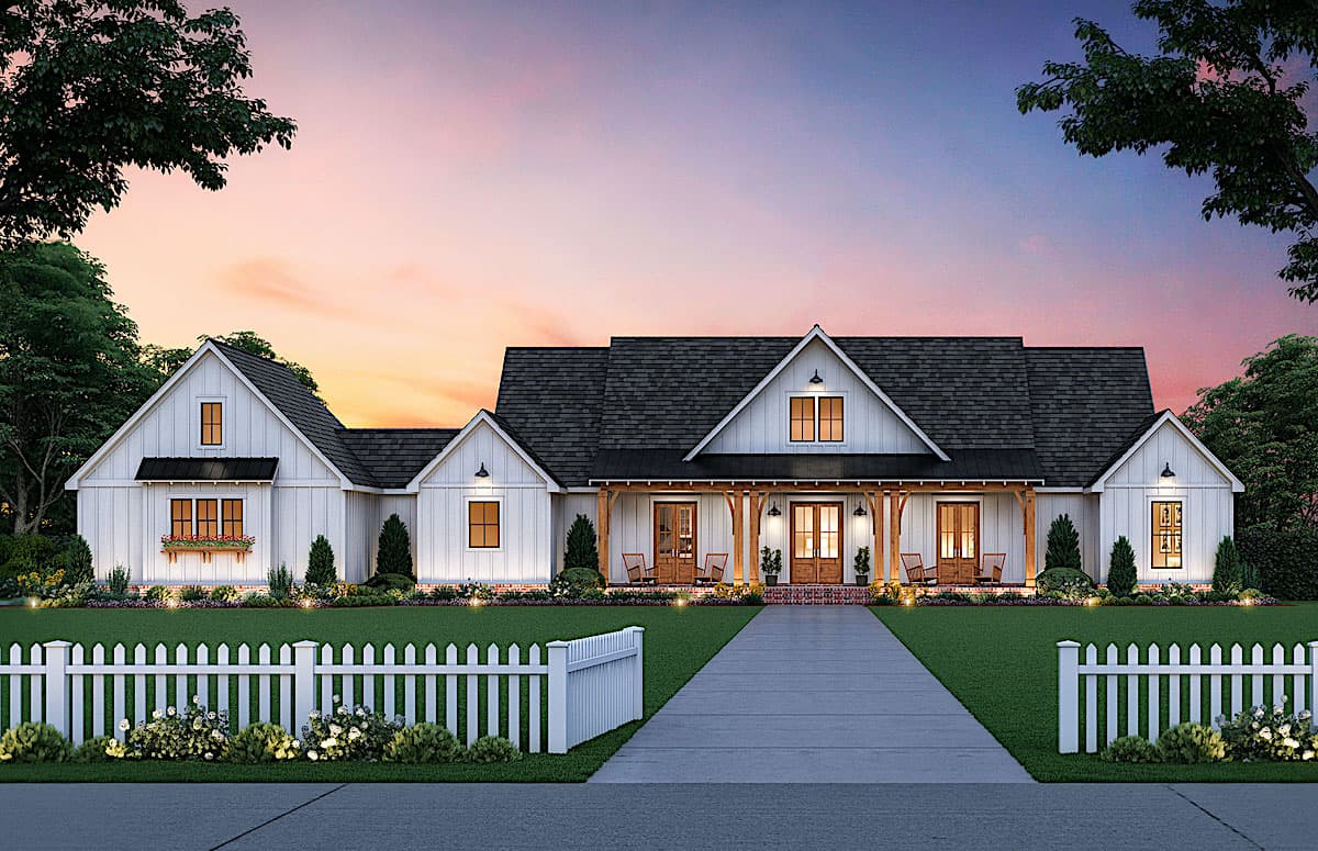 Home at Night of this 3-Bedroom, 2520 Sq Ft Plan - 206-1013