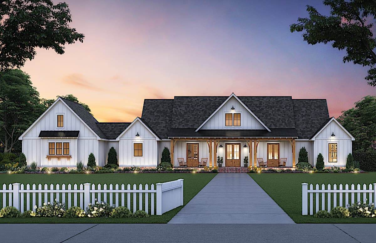 Farmhouse home (ThePlanCollection: Plan #206-1013)