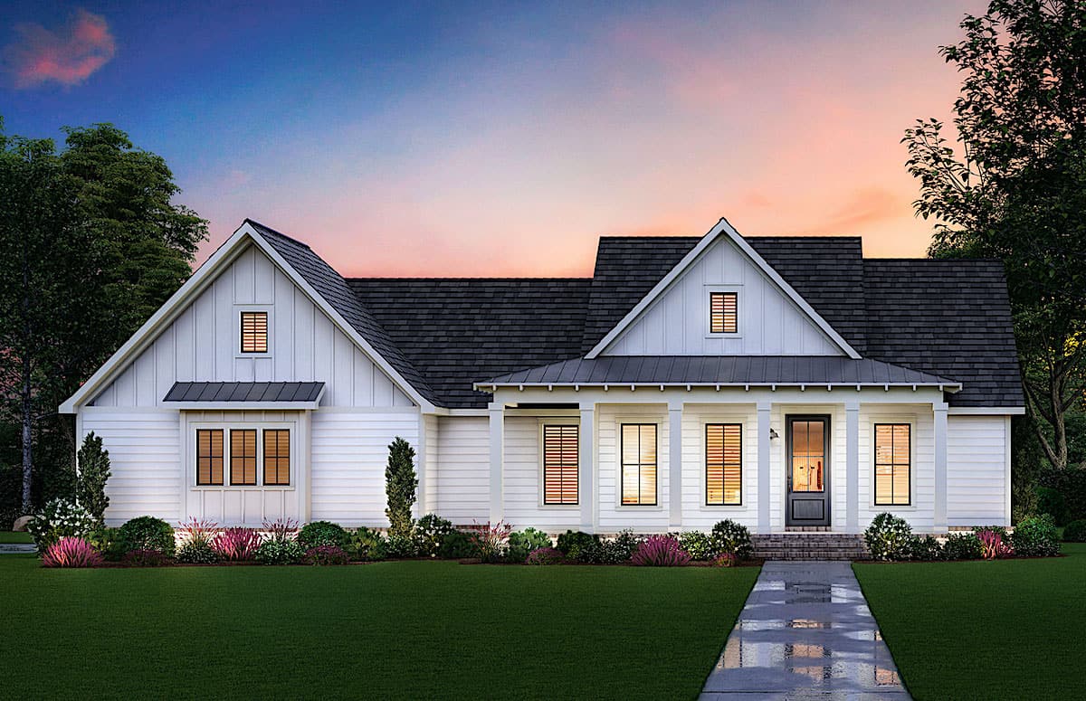 Home at Night of this 3-Bedroom, 1777 Sq Ft Plan - 206-1026