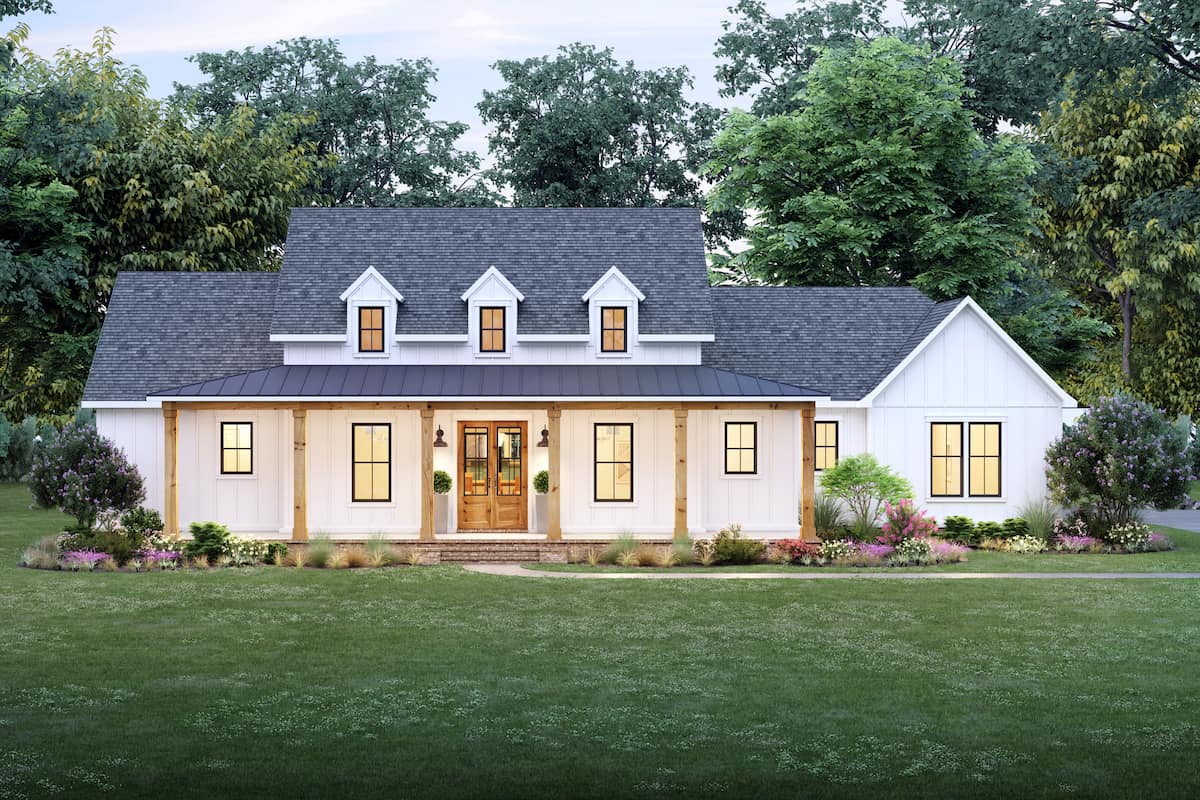 Front elevation of Ranch home (ThePlanCollection: House Plan #206-1034)
