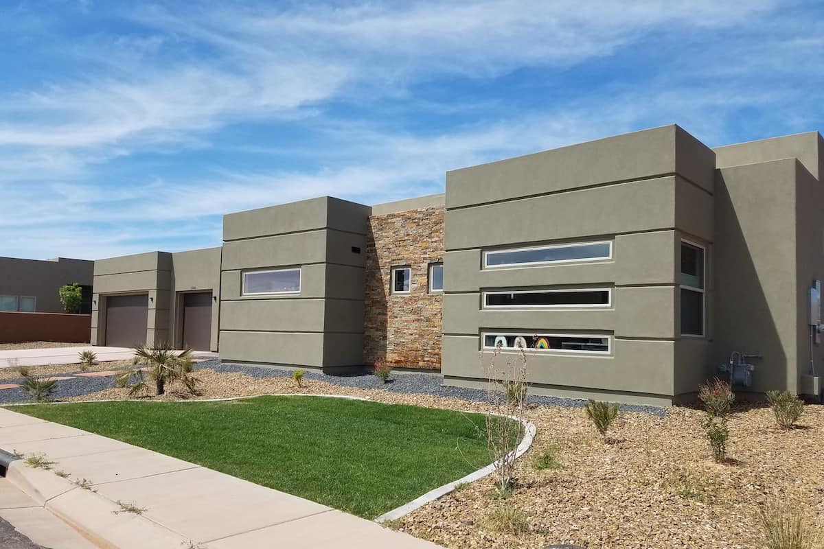 Right Side View of this 4-Bedroom,2210 Sq Ft Plan -208-1008