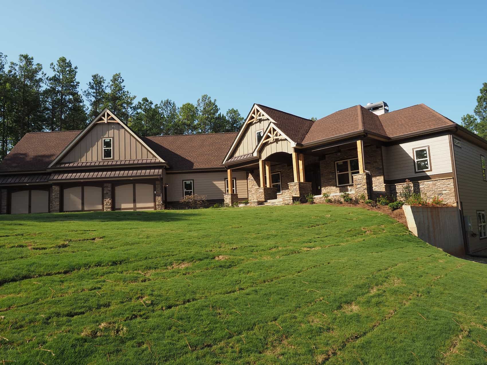 Front View of this 4-Bedroom,2971 Sq Ft Plan -213-1021