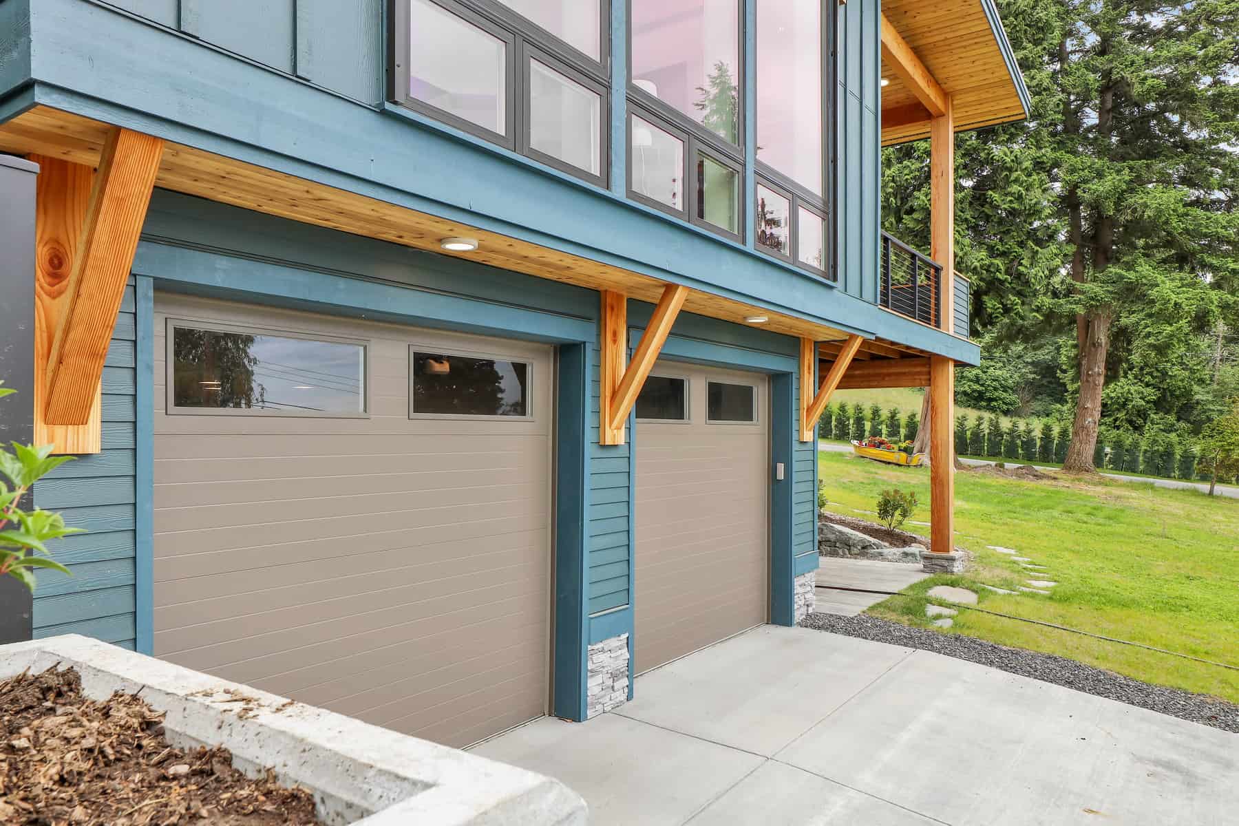 Garage of this 2-Bedroom,2287 Sq Ft Plan -214-1000
