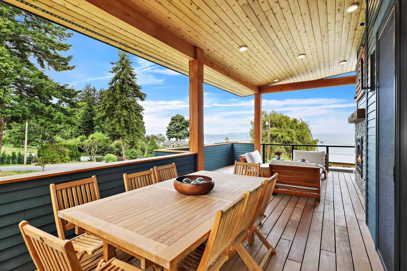 Deck of this 2-Bedroom,2287 Sq Ft Plan -214-1000