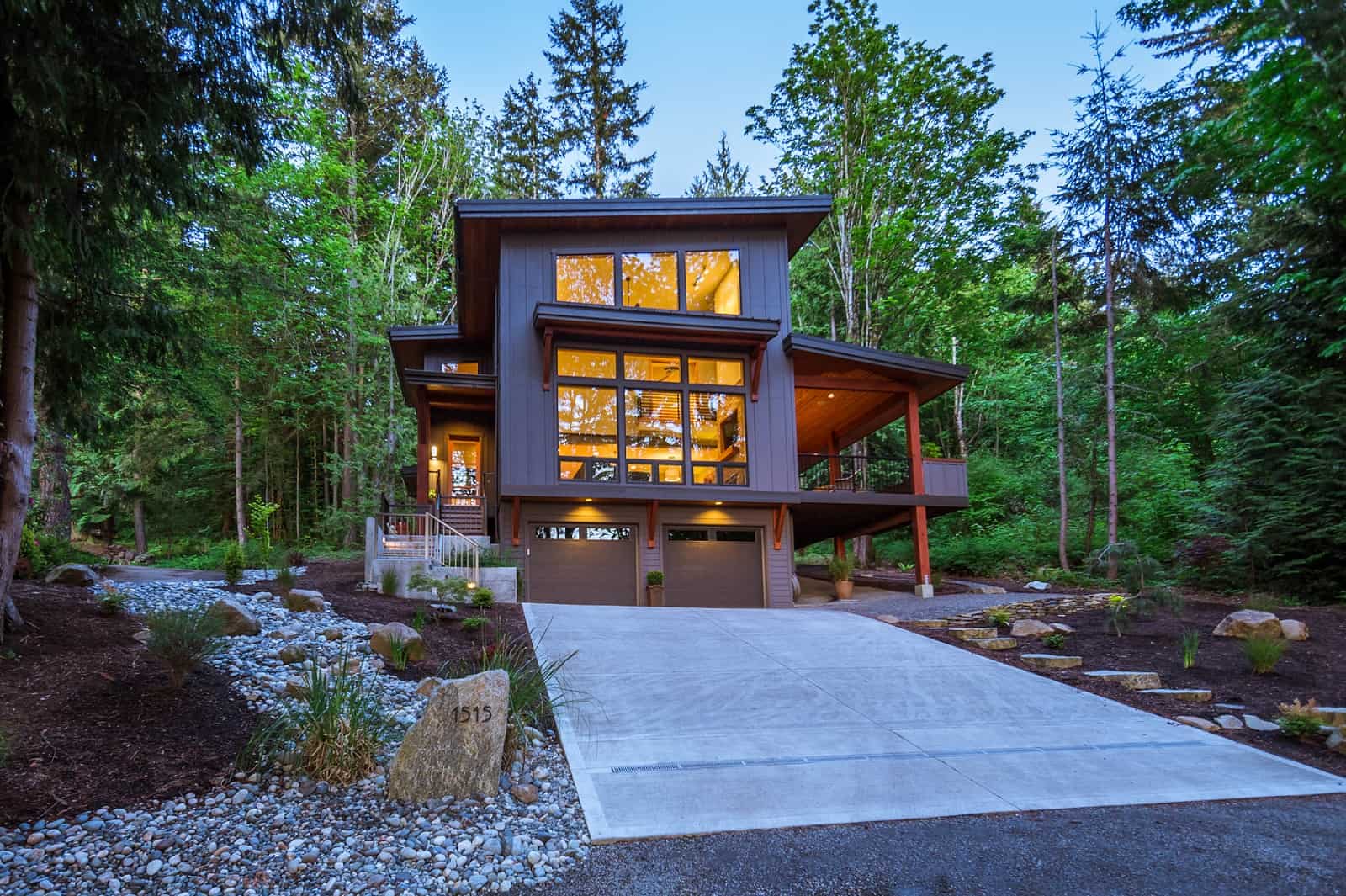 Home at Night of this 2-Bedroom,2287 Sq Ft Plan -214-1000