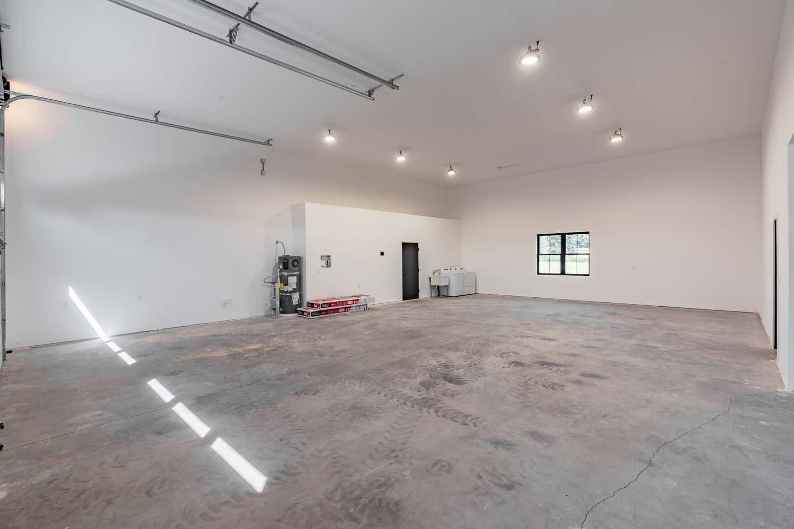 Garage of this 1-Bedroom,784 Sq Ft Plan -214-1005